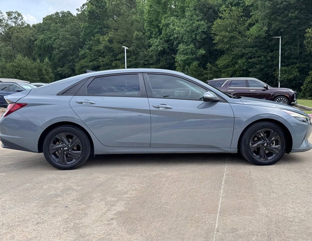 Used 2021 Hyundai Elantra SEL w/ Convenience Package FWD image 8