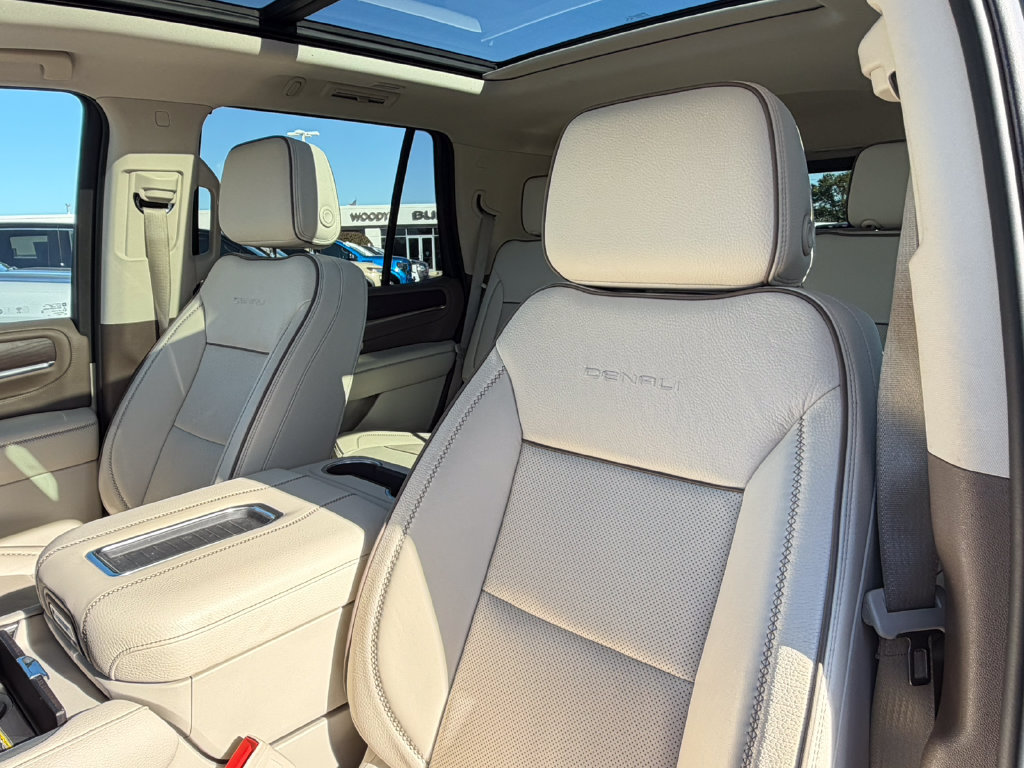 Certified 2023 GMC Yukon Denali AWD/4WD image 29