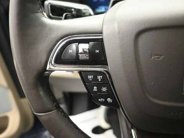 Used 2023 Lincoln Navigator Reserve image 17