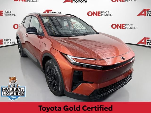Certified 2026 Toyota C-HR AWD/4WD image 1