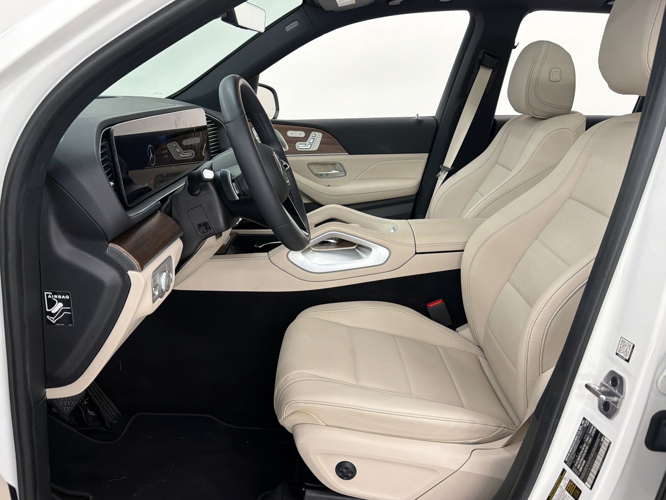 Used 2025 Mercedes-Benz GLE 450 4MATIC image 5
