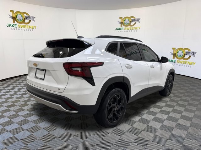 Used 2025 Chevrolet Trax LT w/ Driver Confidence Package FWD image 10