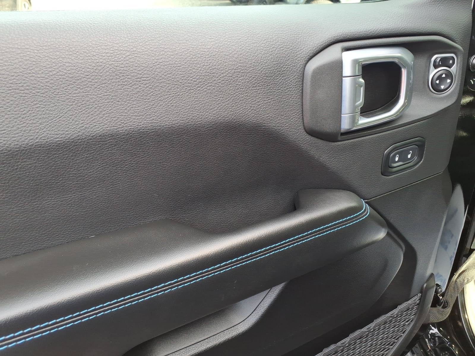 Certified 2024 Jeep Wrangler High Altitude AWD/4WD image 10
