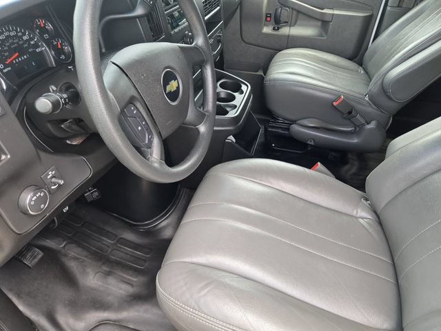 Used 2024 Chevrolet Express 3500 LS RWD image 23