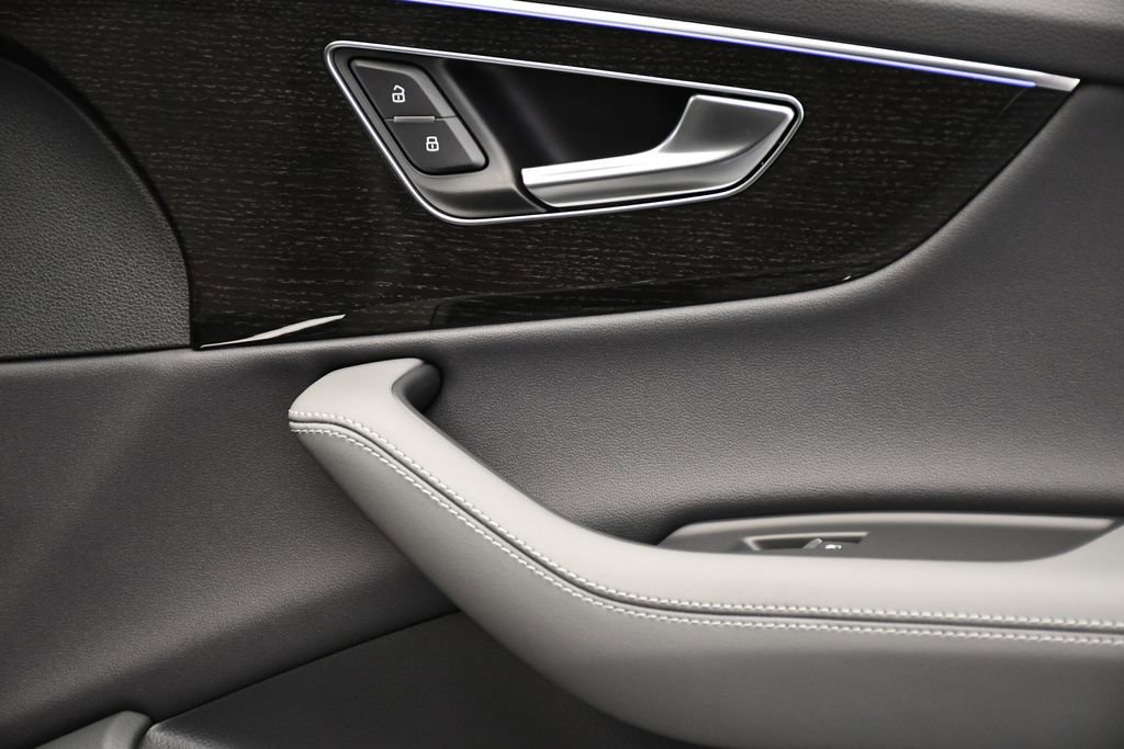 New 2025 Audi Q7 3.0T Premium Plus image 45