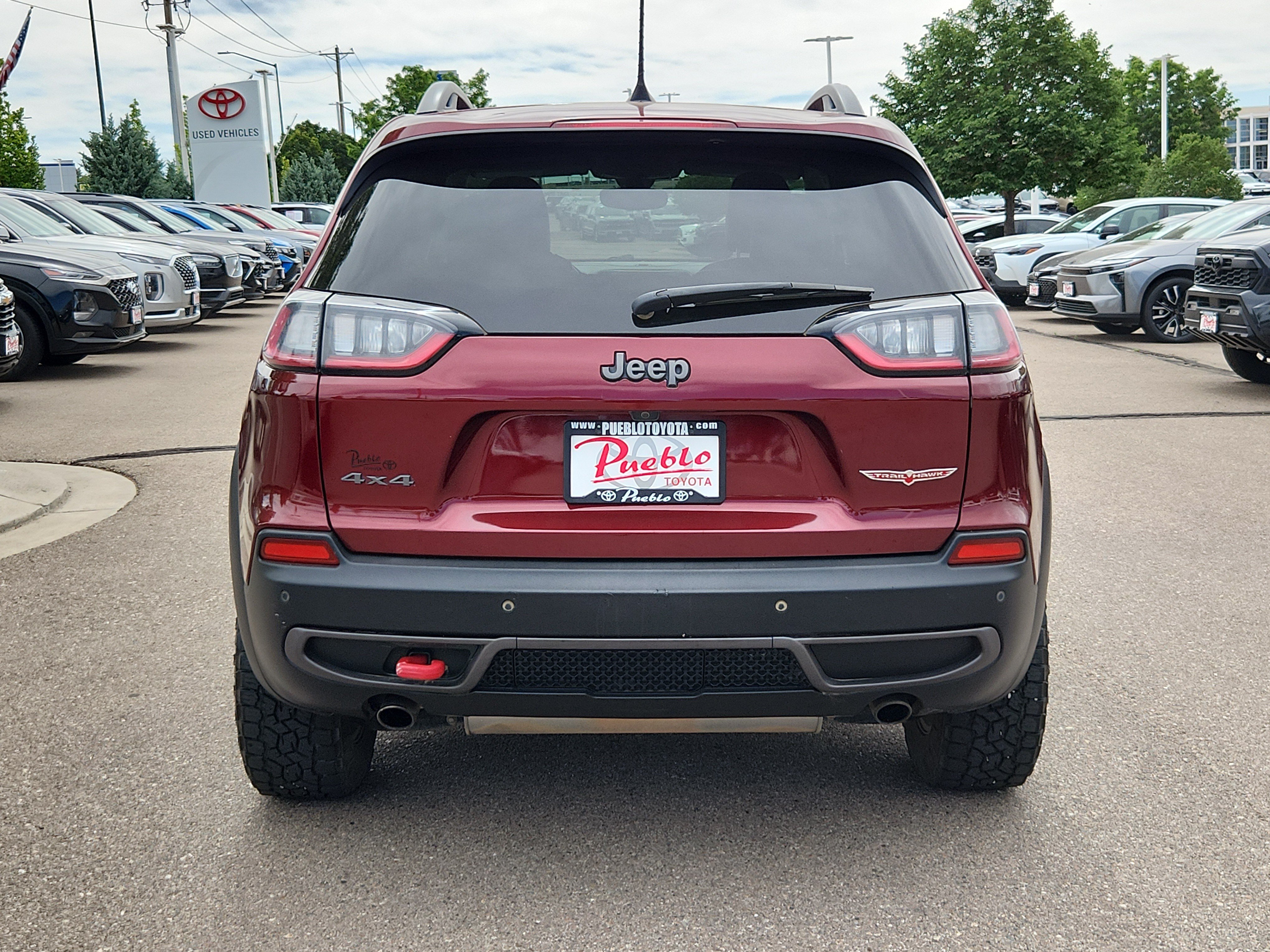 Used 2020 Jeep Cherokee Trailhawk w/ Cold Weather Group AWD/4WD image 14