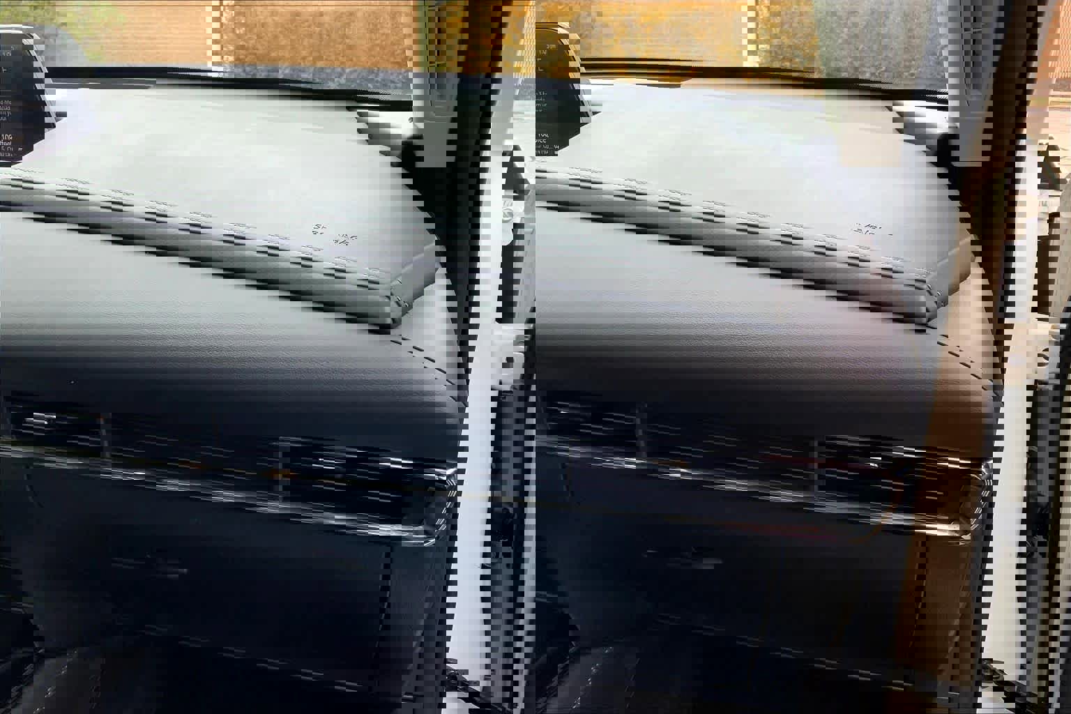 Certified 2025 MAZDA CX-30 AWD 2.5 S w/ Preferred Package image 18