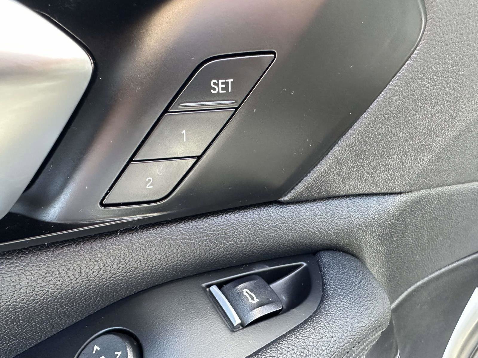 Used 2022 BMW X5 xDrive40i w/ Premium Package AWD/4WD image 20