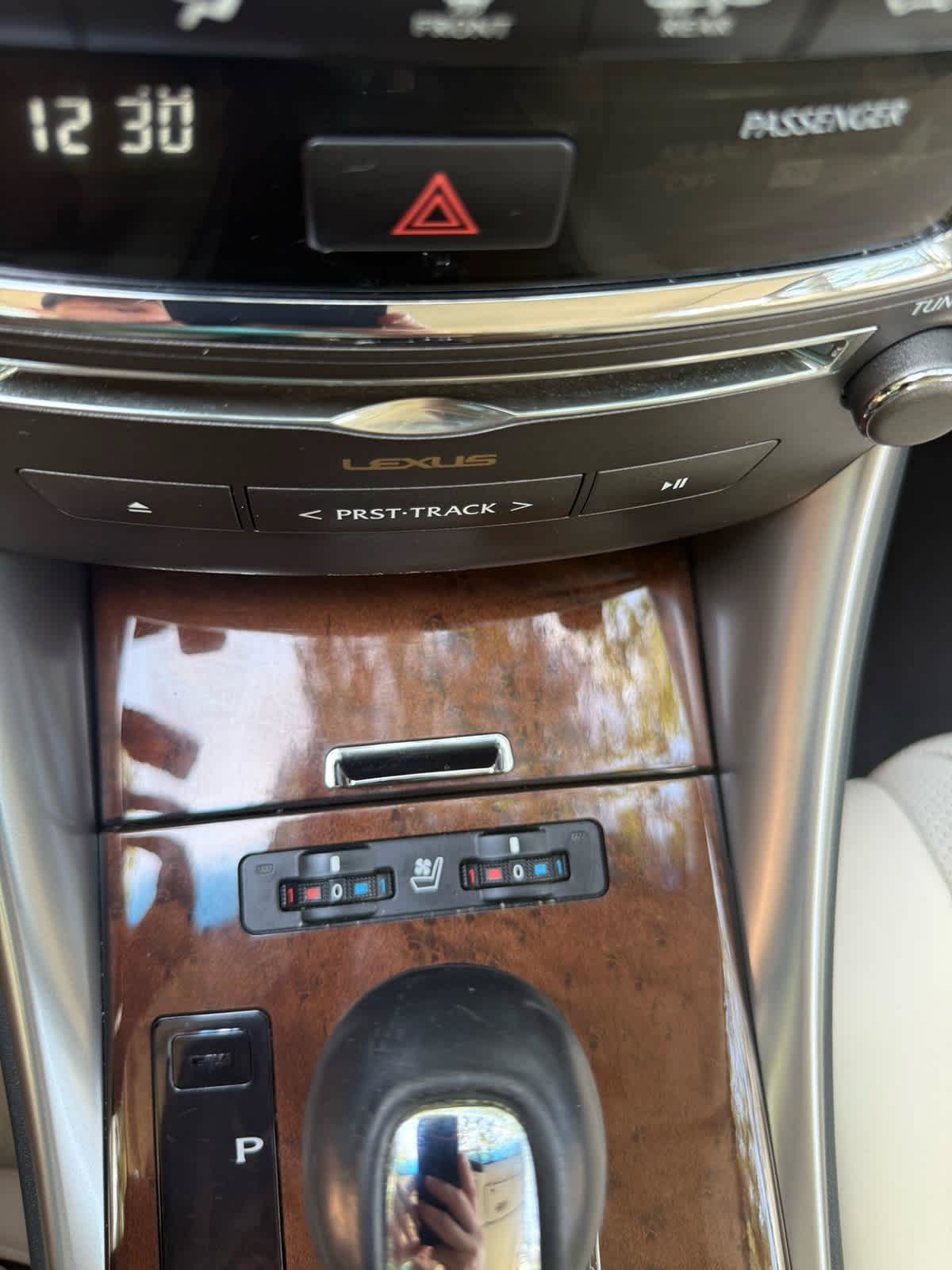 Used 2014 Lexus IS 250C w/ Navigation System Package RWD image 18