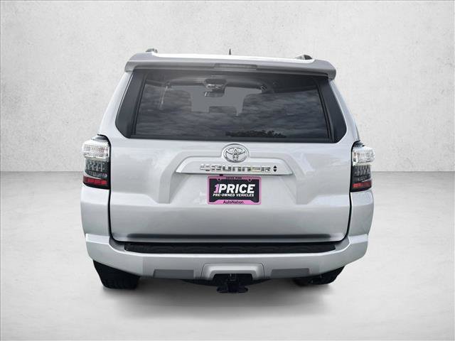 Used 2024 Toyota 4Runner SR5 AWD/4WD image 6