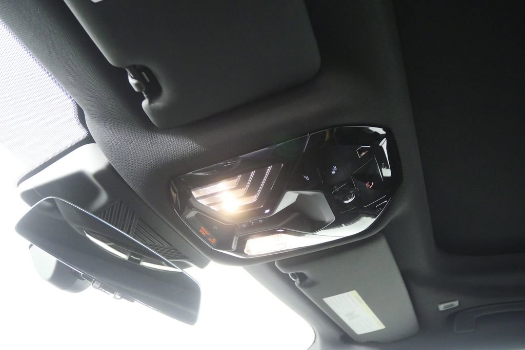 Used 2026 BMW 530i w/ M Sport Package RWD image 20