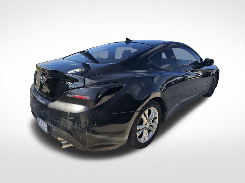 Used 2014 Hyundai Genesis 2.0T RWD image 19