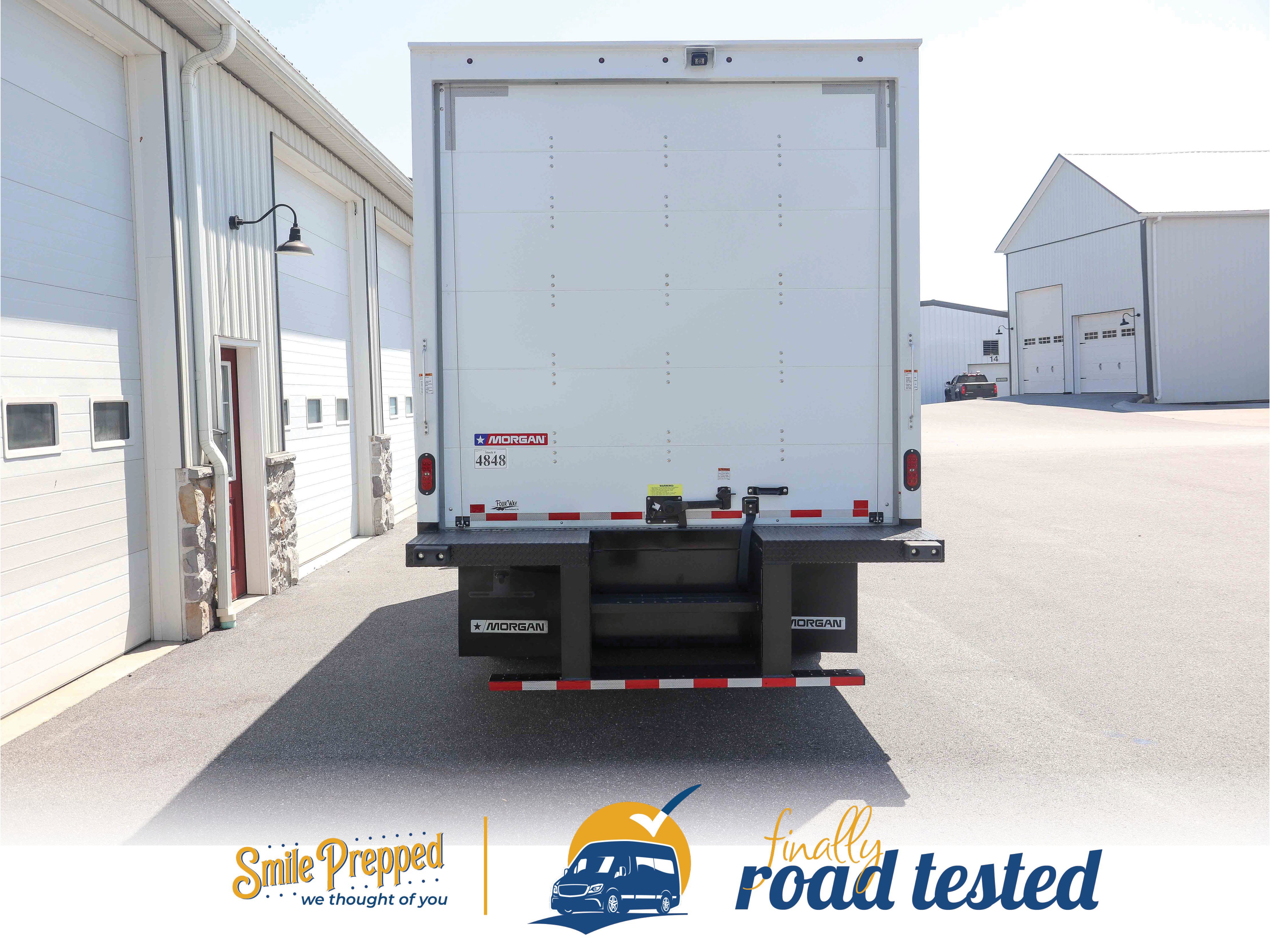 Used 2024 Isuzu NPR image 5