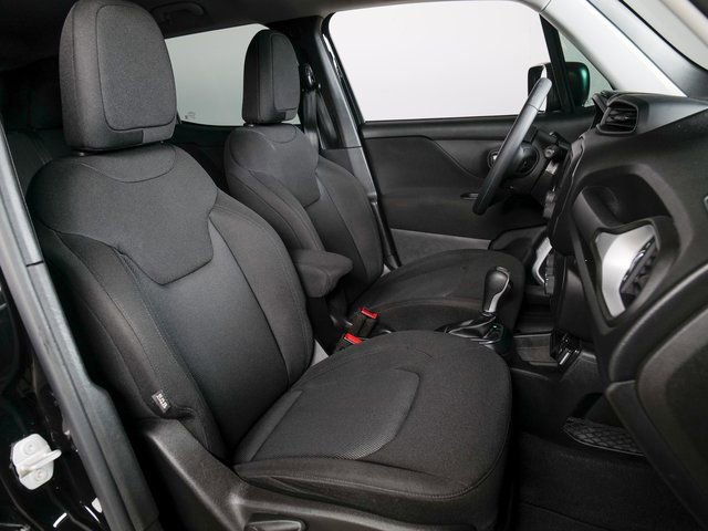 Used 2020 Jeep Renegade Sport w/ Sport Appearance Group FWD image 3