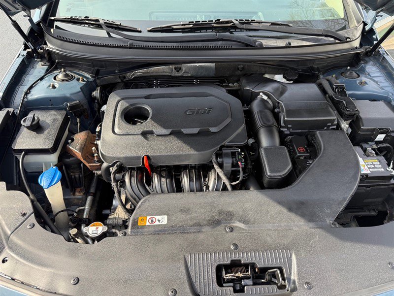 Used 2015 Hyundai Sonata SE FWD image 18