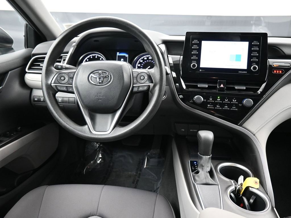 Certified 2021 Toyota Camry LE image 19