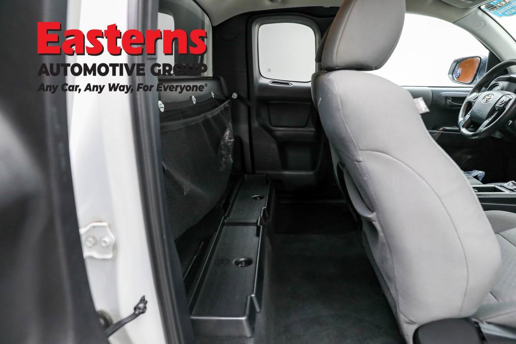 Used 2020 Toyota Tacoma SR image 21