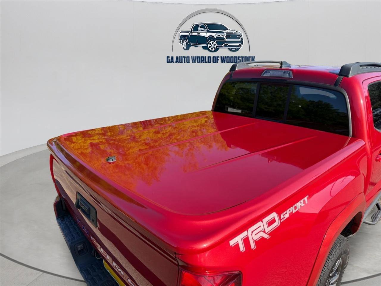 Used 2016 Toyota Tacoma TRD Sport w/ Towing Package RWD image 14