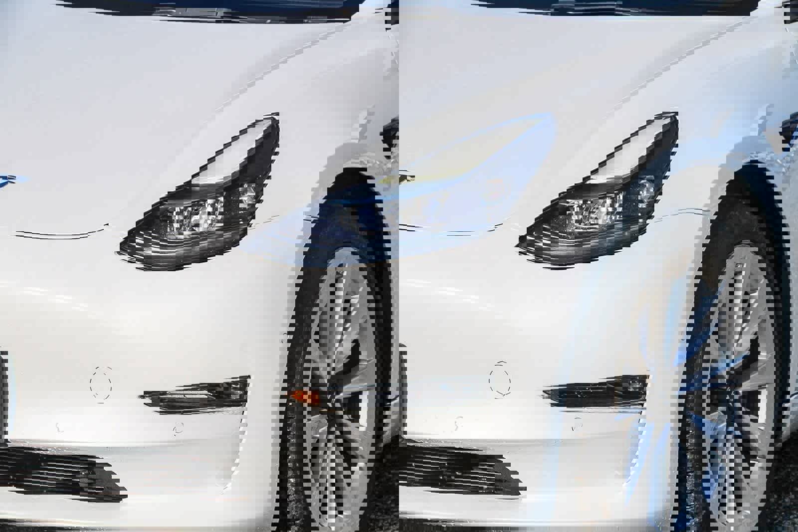 Used 2022 Tesla Model 3 Long Range image 21