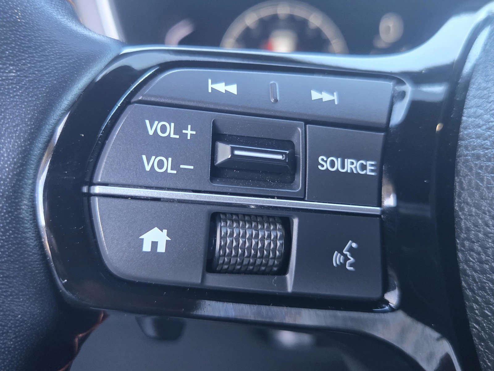 Used 2025 Honda Pilot Sport image 22