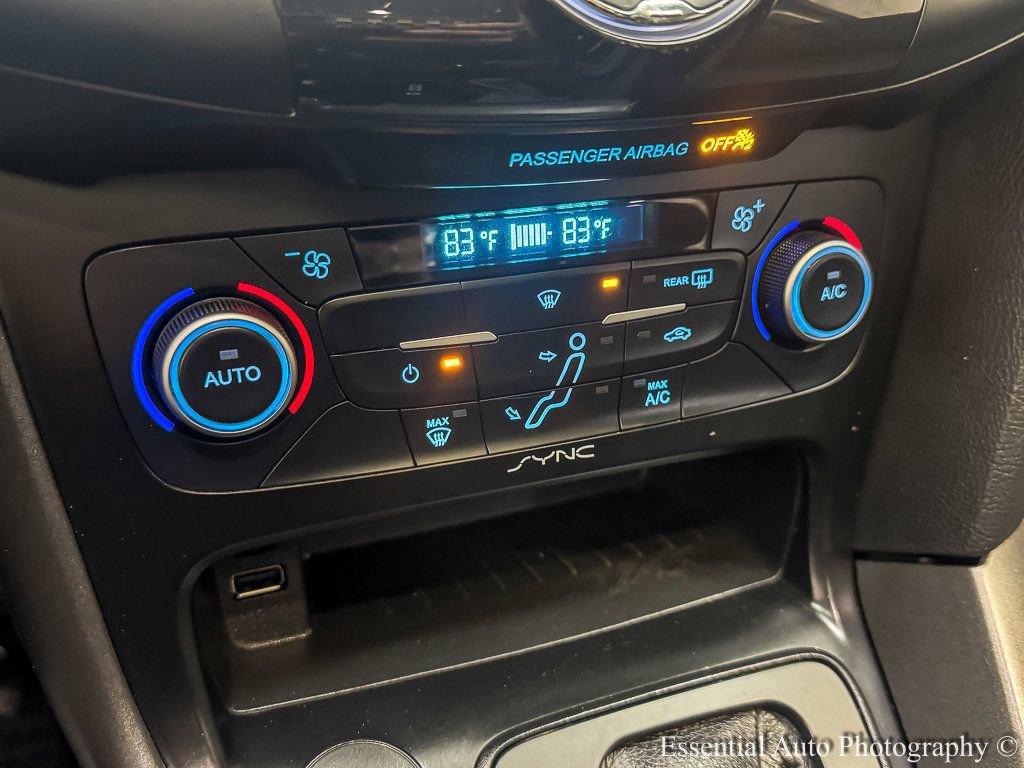 Used 2018 Ford Focus SEL FWD image 21