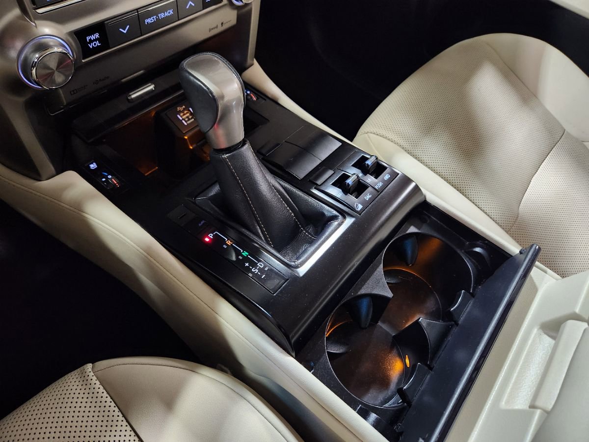 Used 2021 Lexus GX 460 Premium image 39