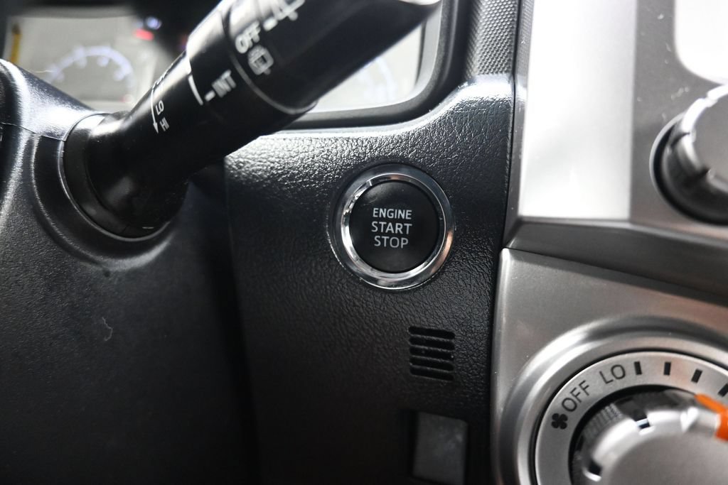Used 2024 Toyota 4Runner SR5 AWD/4WD image 20