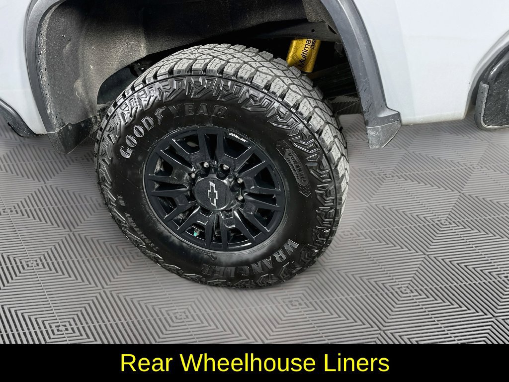 Used 2025 Chevrolet Silverado 2500 ZR2 AWD/4WD image 40