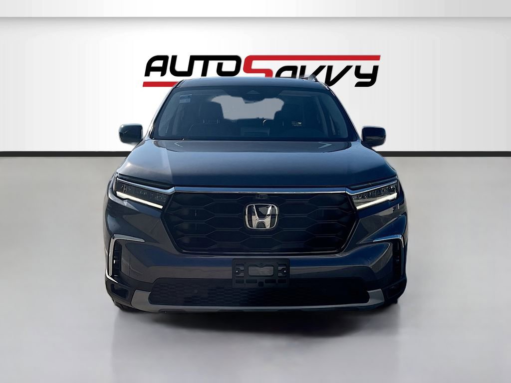 Used 2024 Honda Pilot Elite image 2