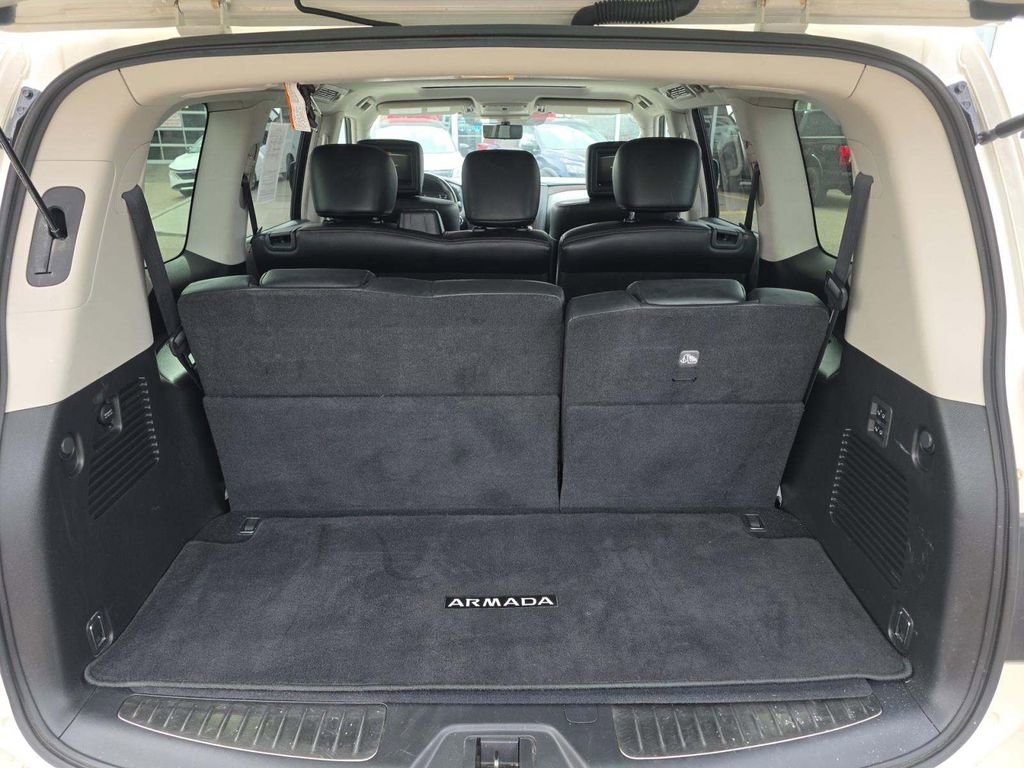 Used 2020 Nissan Armada Platinum w/ Interior Lighting Package image 6