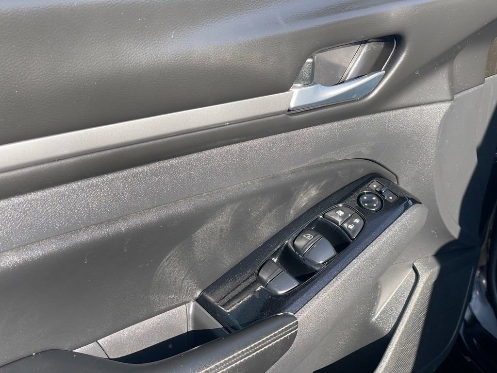 Certified 2025 Nissan Altima 2.5 SL image 13