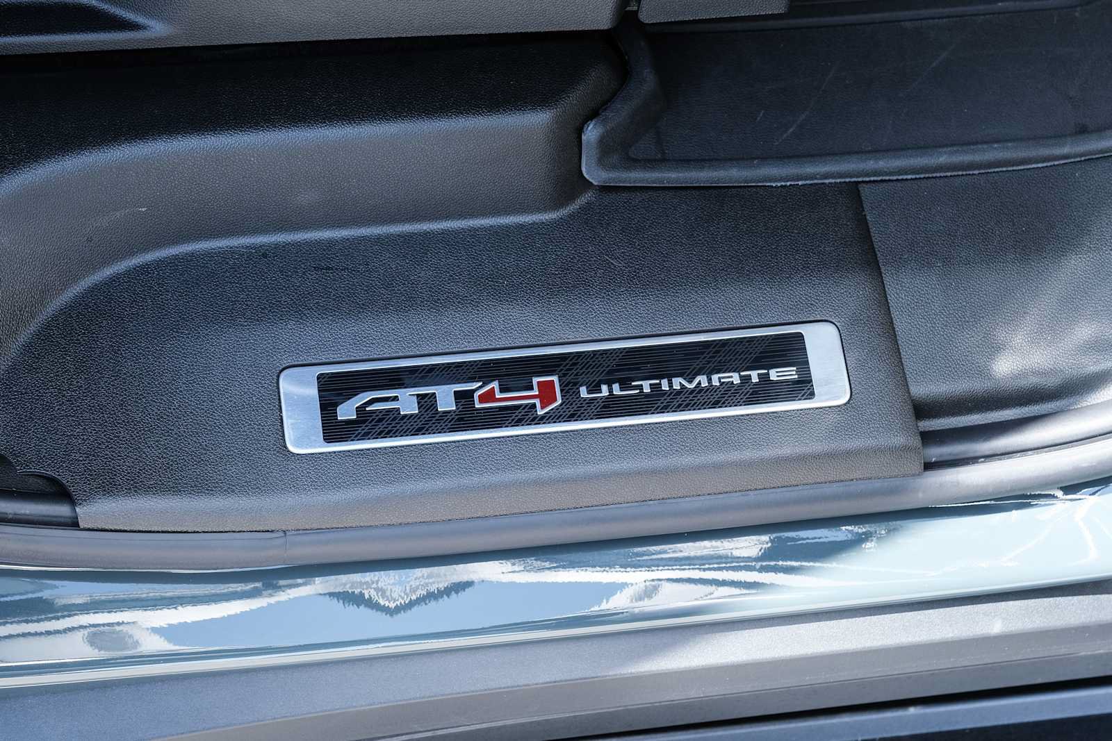 Used 2026 GMC Yukon AT4 Ultimate w/ LPO, Floor Liner Package AWD/4WD image 62