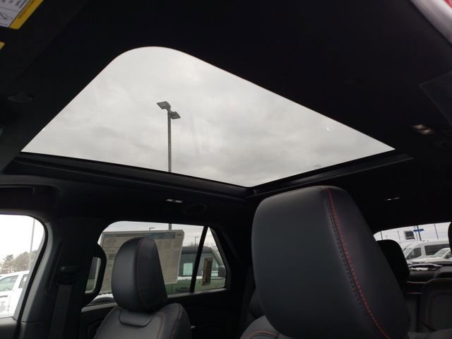 New 2026 Ford Explorer ST-Line w/ ST-Line Street Pack image 29