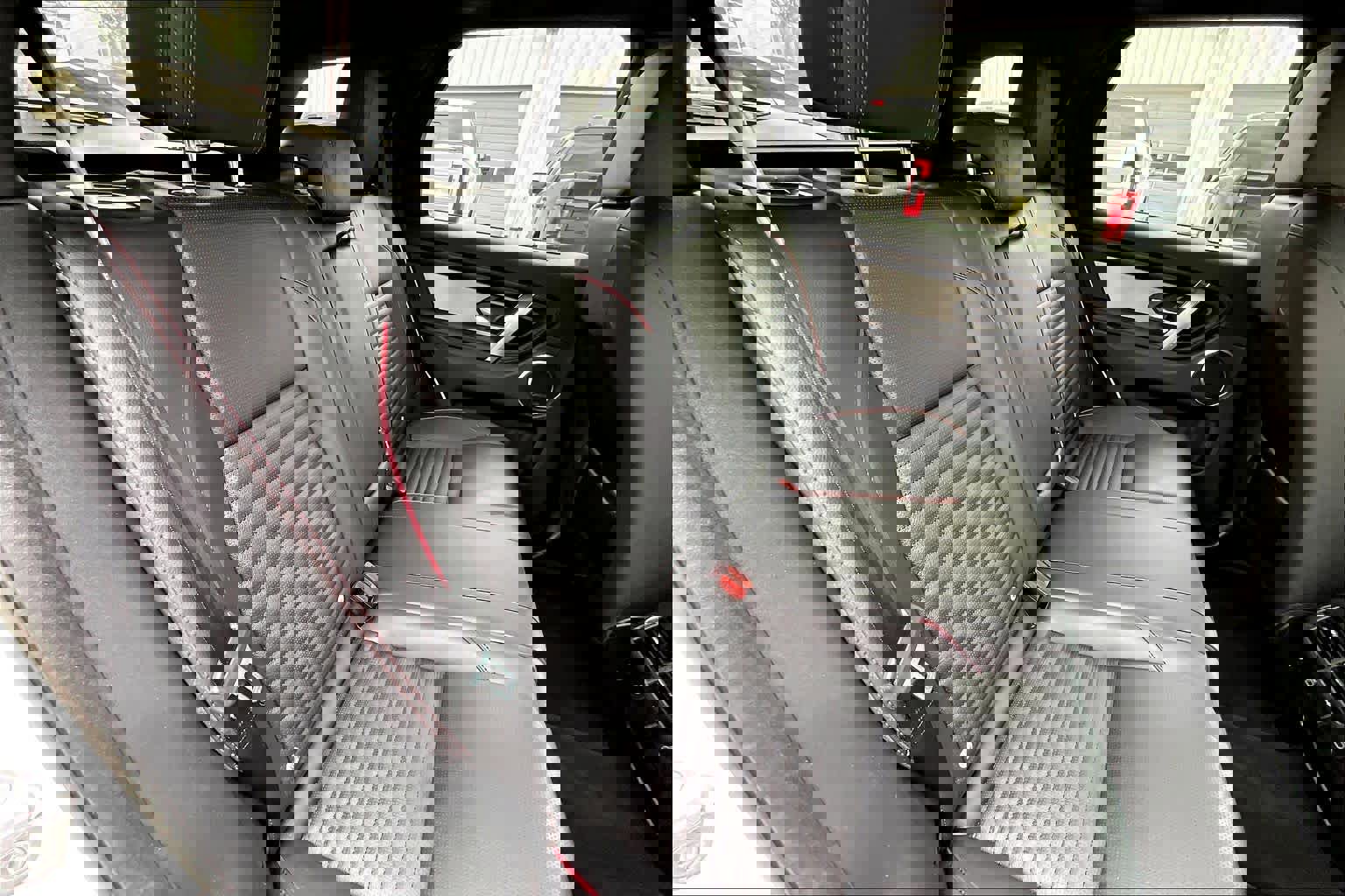 Used 2023 Land Rover Discovery Sport SE R-Dynamic image 20