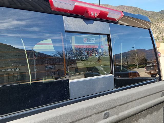 Used 2024 GMC Sierra 1500 AT4X image 27