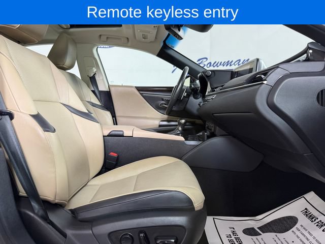 Used 2020 Lexus ES 350 w/ Premium Package FWD image 17