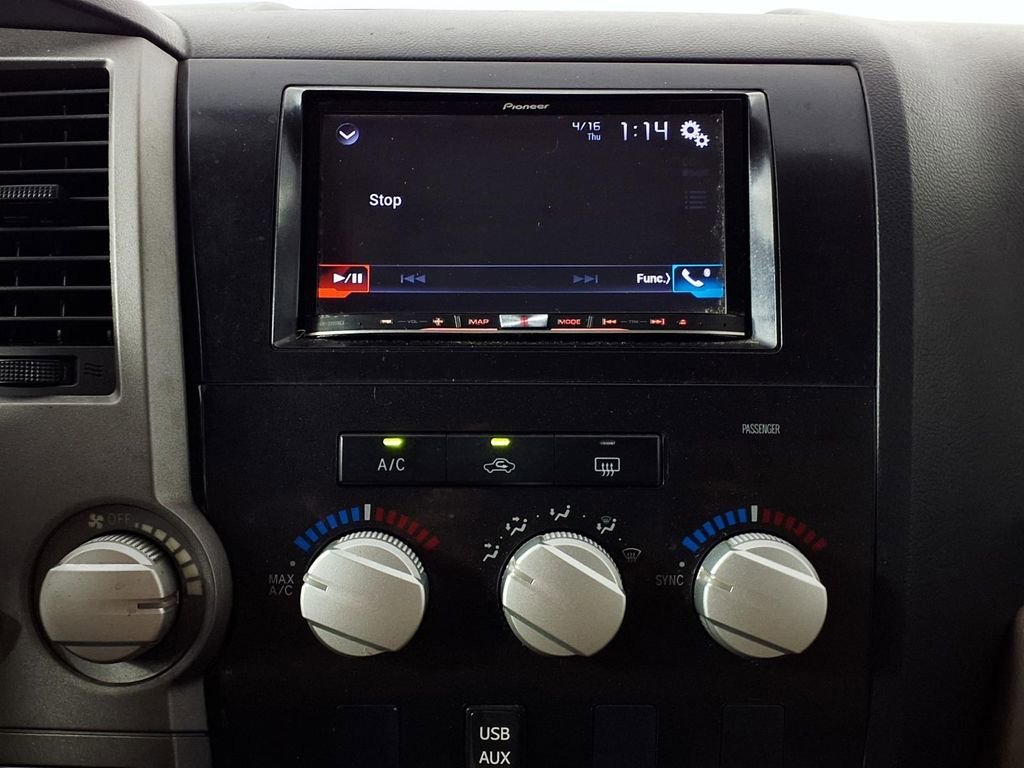 Used 2013 Toyota Tundra 2WD CrewMax w/ SR5 Pkg image 22