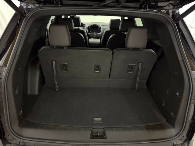 Used 2022 Chevrolet Traverse RS AWD/4WD image 12