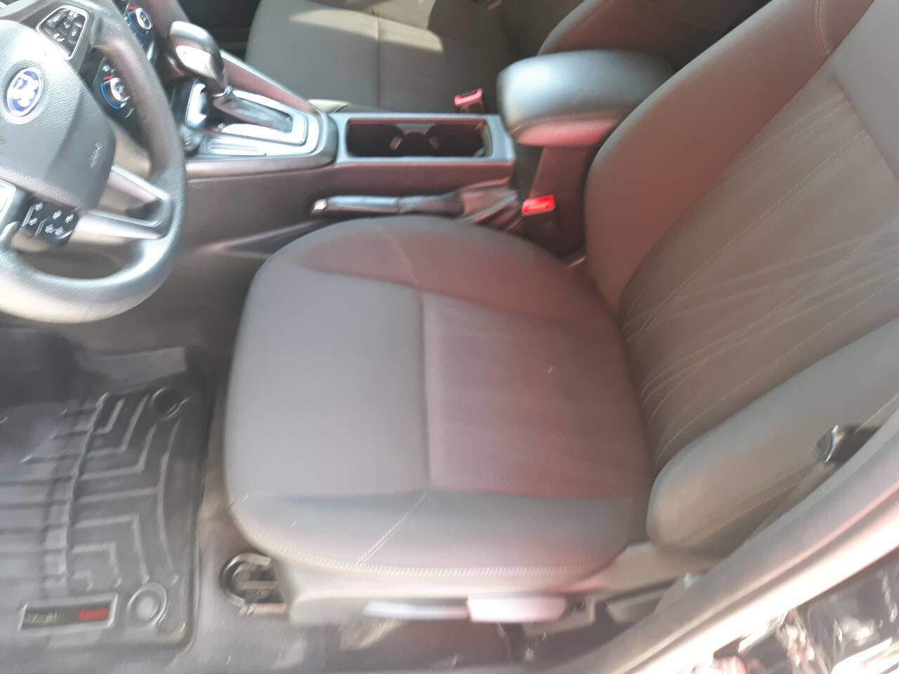 Used 2018 Ford Focus SEL image 19