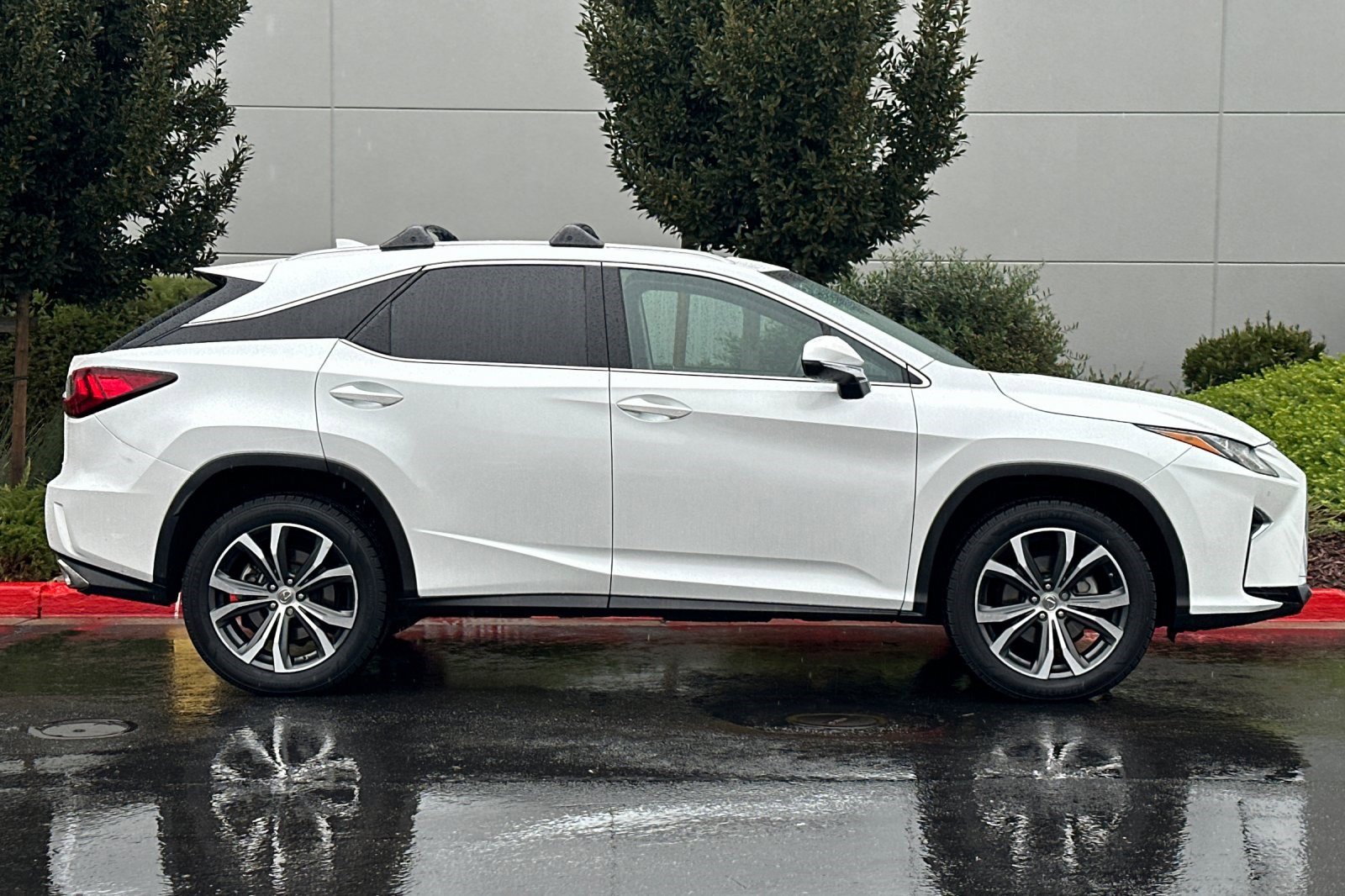 Used 2016 Lexus RX 350 AWD image 3