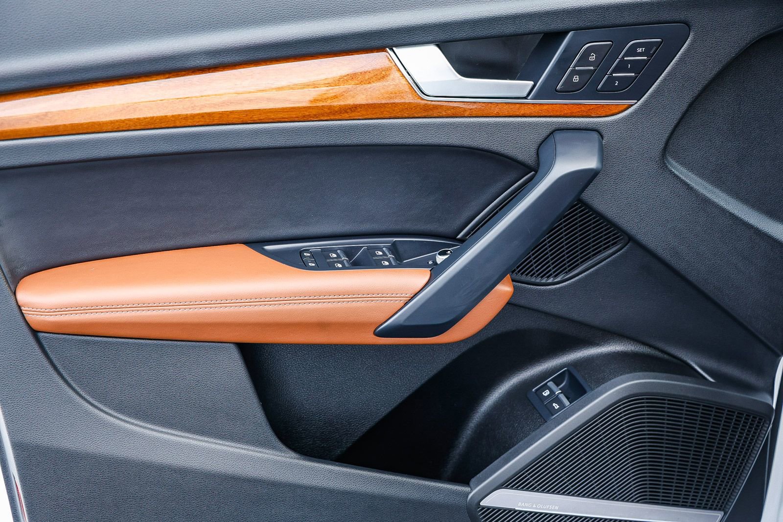 Used 2023 Audi Q5 e Premium Plus image 21