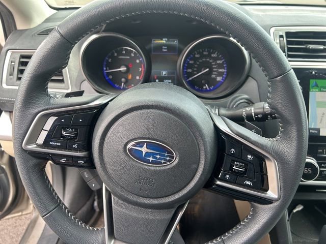 Used 2019 Subaru Outback 3.6R Limited AWD/4WD image 11