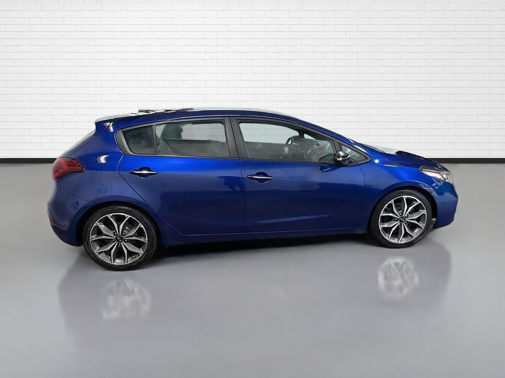 Used 2017 Kia Forte SX FWD image 10