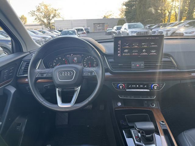 Used 2022 Audi Q5 2.0T Premium AWD/4WD image 12