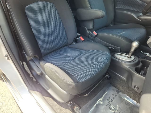 Used 2017 Nissan Versa Note SV FWD image 23
