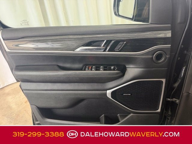 Used 2022 Jeep Wagoneer Series II w/ Rear Seat Video Group 1 AWD/4WD image 14