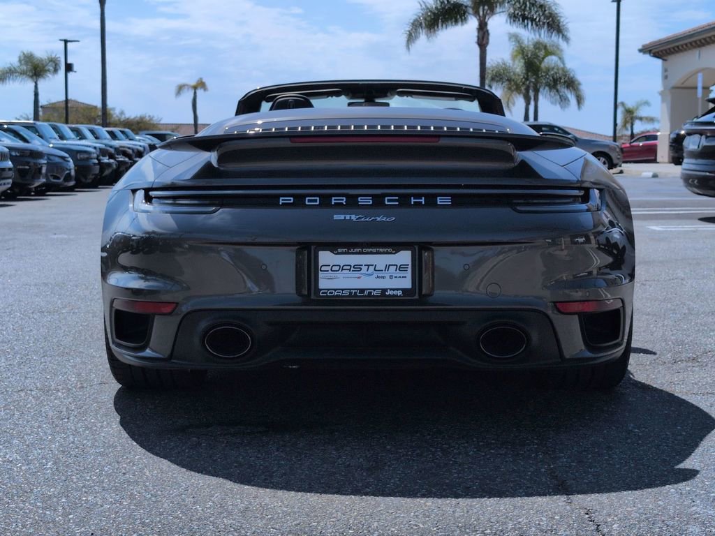 Used 2022 Porsche 911 Turbo image 6