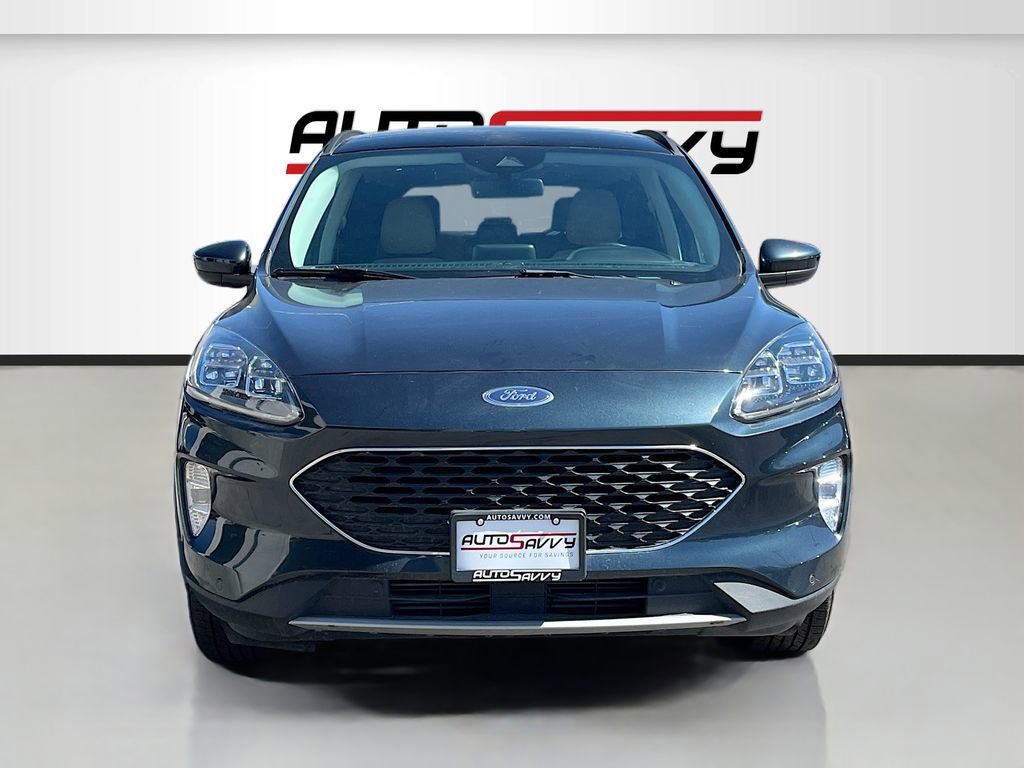 Used 2022 Ford Escape Titanium w/ Class II Trailer Tow Package image 2