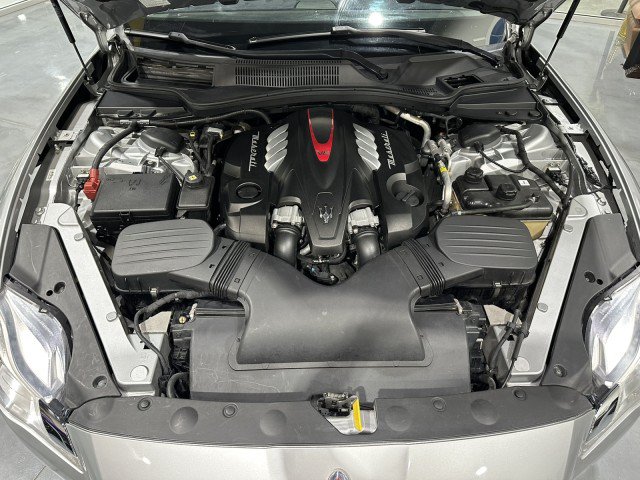Used 2014 Maserati Quattroporte GTS RWD image 26