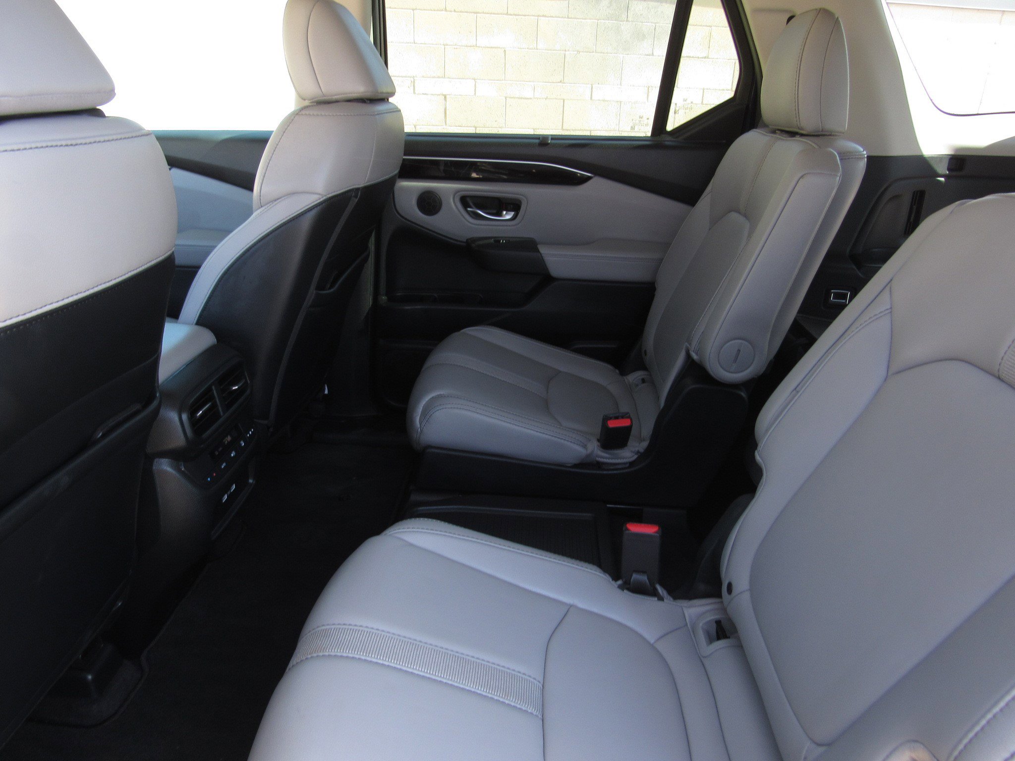 Used 2023 Honda Pilot EX-L image 14